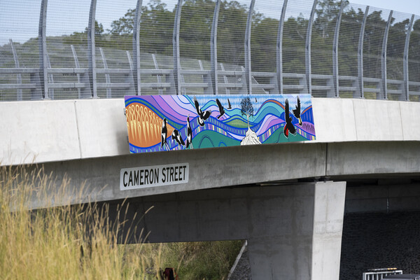 Artwork installation Maclean interchange southbound